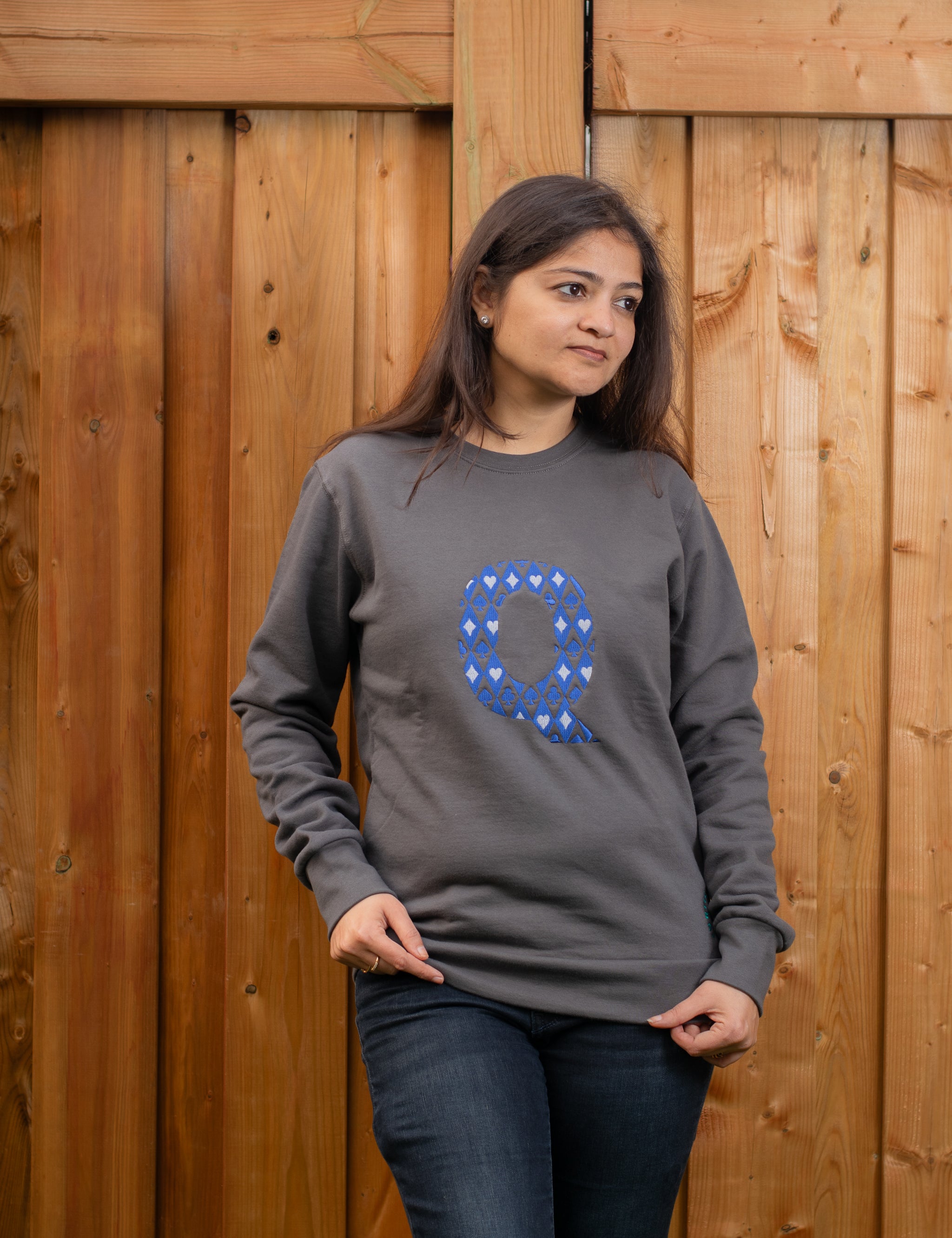 Q embroidered sweatshirt by TURTLEGROOVE – model wearing, Oil Grey